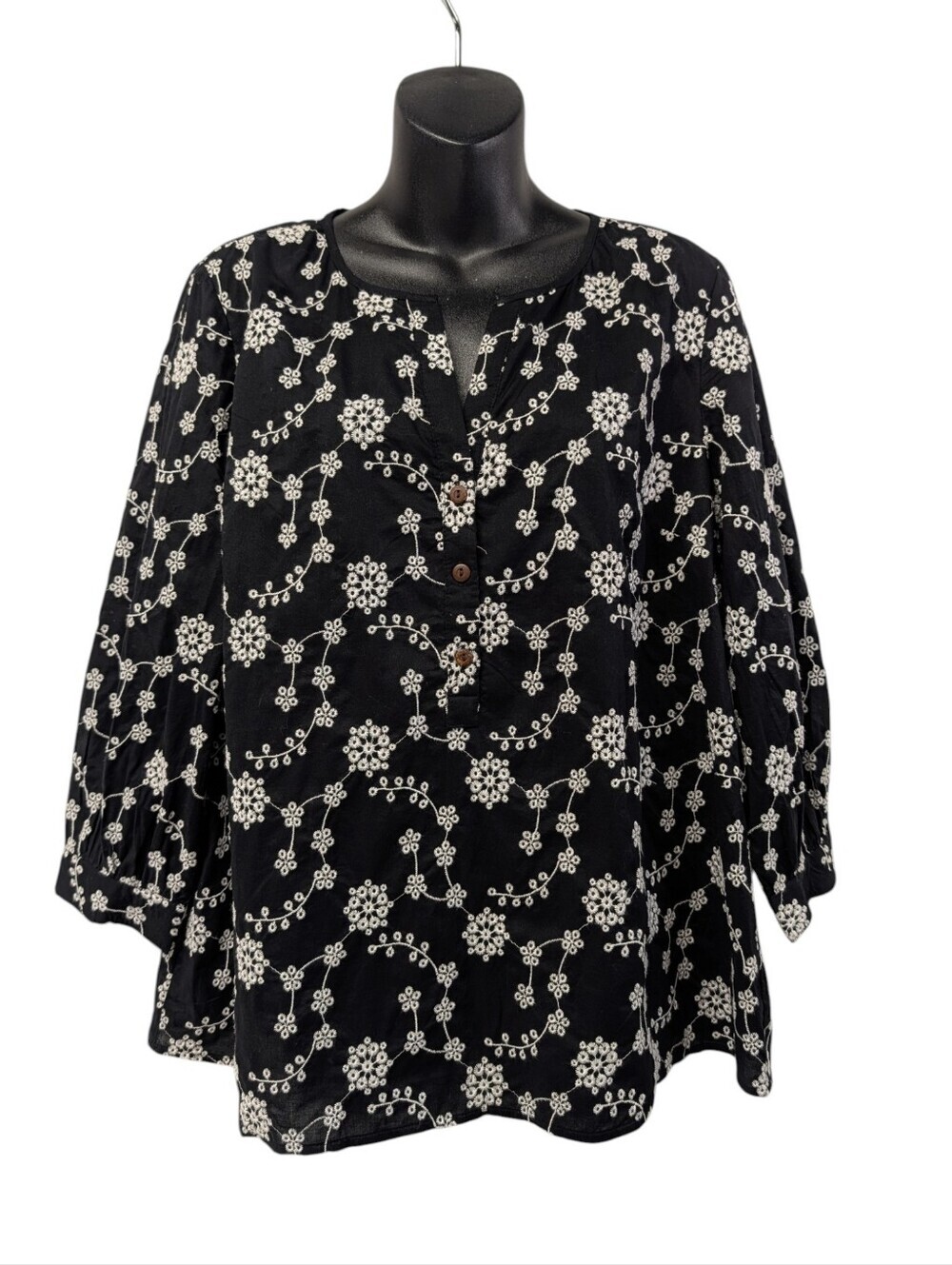 J.Jill Black White Embroidered Floral Blouse Women's Size M 3/4 Sleeve